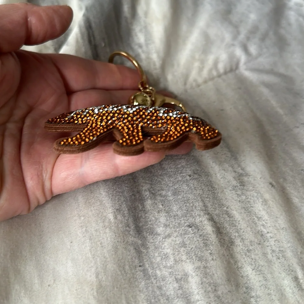 NWT MAMA BEAR rhinestone keychain charm
